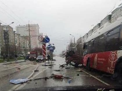 В Перми произошло жесткое ДТП с автобусом