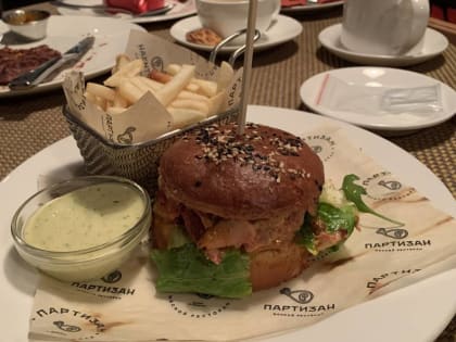 В Перми на месте ресторана «Хороший год» открылся «Партизан 2.0»