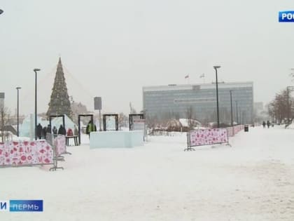 На эспланаде в Перми открылся Кубок России по снежной и ледовой скульптуре