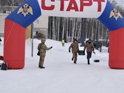 В честь празднования Дня Защитника Отечества школьники Перми приняли участие в городской военно-спортивной эстафете