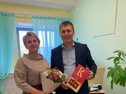 ДЕПУТАТЫ ПОЗДРАВИЛИ ВОСПИТАТЕЛЕЙ С ПРОФЕССИОНАЛЬНЫМ ПРАЗДНИКОМ
