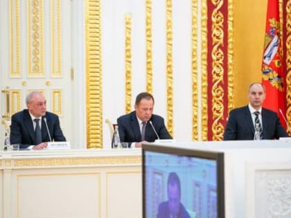 Магомедсалам Магомедов и Игорь Комаров провели с регионами ПФО совещание о Стратегии национальной политики РФ