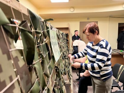 При поддержке «Единой России» движение «МОЛОТ / Парма ZA СВОих» развивает производство необходимых материалов для бойцов