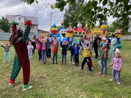 Летние праздники дворов