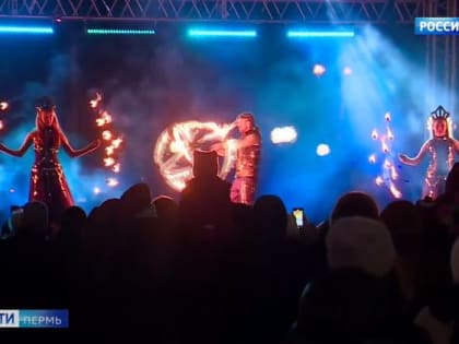 Фестиваль «Сочельник»: огненное шоу, зимние забавы и 60 кг пельменей