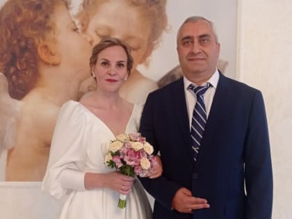 Свадьба на фоне конфликта интересов в Александровском округе