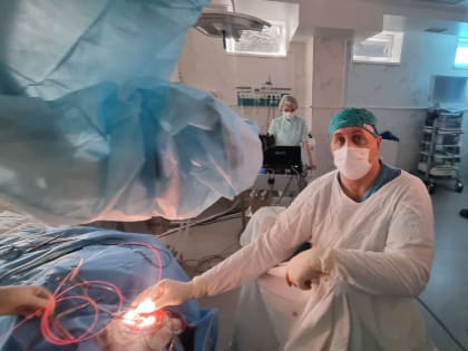 Пермские хирурги первыми в ПФО провели уникальную операцию по удалению опухоли мозга