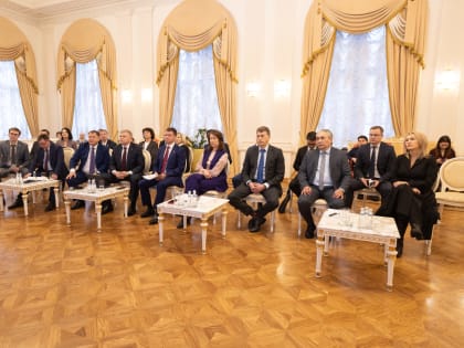 Глава Перми пригласил руководство Казани на юбилей города