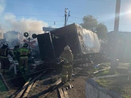 В полиции рассказали подробности массового ДТП на железнодорожном переезде