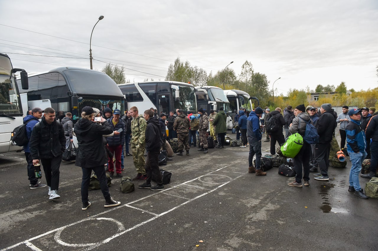 Новости последних лет. Мобилизация автобус. Военный автобус. Мобилизация в Пермском крае. Мобилизация в Костроме.