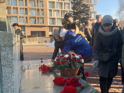 В день полного освобождения Ленинграда Алина Горлова приняла участие в памятных мероприятиях