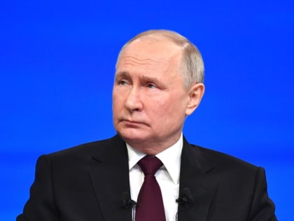 Путин поговорил по телефону с 13-летней девочкой Ксюшей Мазневой