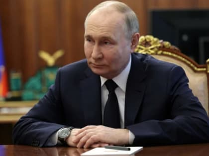 Путин уволил Владимира Толстого с поста своего советника по культуре