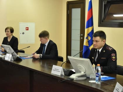 Галина Буевич поздравила сотрудников и студентов Барнаульского юридического института МВД России с Днем российской науки