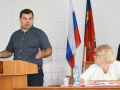 Сегодня состоялось очередное заседание Совета Администрации района, которое вела глава района С.Я.Агаркова.