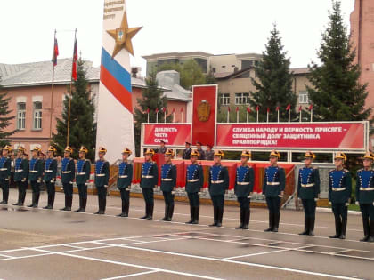 Иван Лоор поздравил Барнаульский юридический институт МВД России с юбилеем