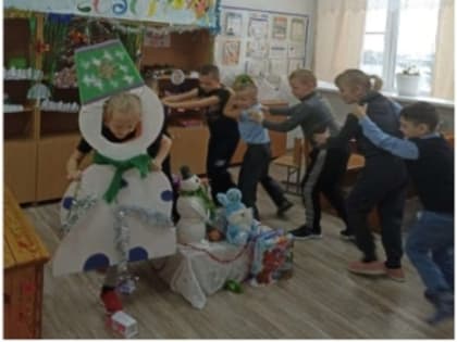 Игровая программа «Зимней сказочной порой»