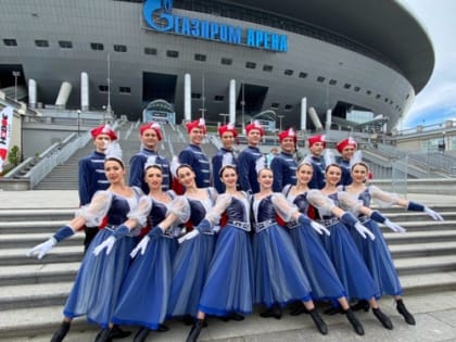 Ансамбль песни и танца «Алтай» принял участие в праздновании 350-летия со дня рождения Петра Великого  в Санкт-Петербурге