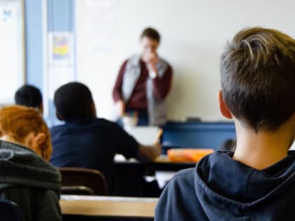 Алтайские школы и детсады начнут чаще обрабатывать из-за вспышки ОРВИ