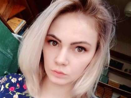 Марина Вершинина, председатель Совета молодежи села Вылково, Тюменцевского района, Алтайского края в поддержку армии России и спецоперации на Украине: