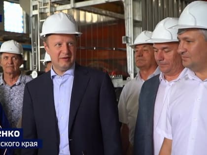 Губернатор Виктор Томенко побывал на некоторых производствах в сёлах Алтайского края