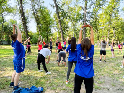 Молодогвардейцы Алтайского края приняли участие в беговых тренировках ко Дню физкультурника