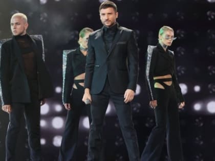 Сергей Лазарев уронил танцовщицу на концерте в Барнауле