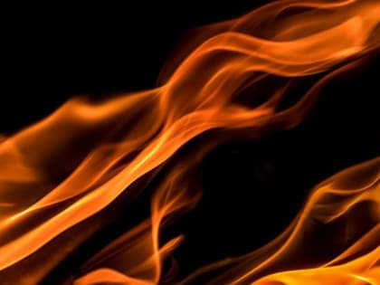 Квартира на четвертом этаже жилого дома загорелась в Бийске