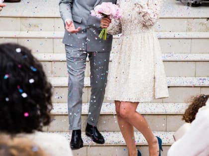 Астрологи указали знаки зодиака, представительницы которых выйдут замуж не раз