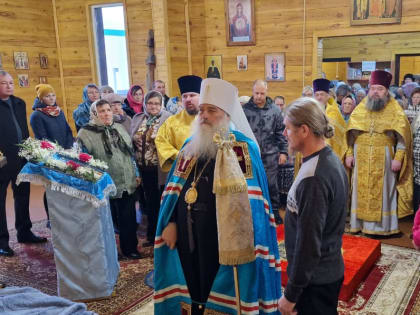 Митрополит Сергий освятил храм в Рубцовской епархии
