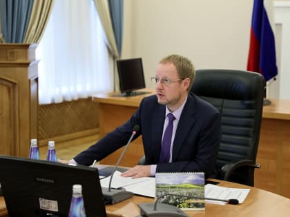 Вячеслав Франк принял участие в заседание комиссии по координации работы по противодействию коррупции в Алтайском крае