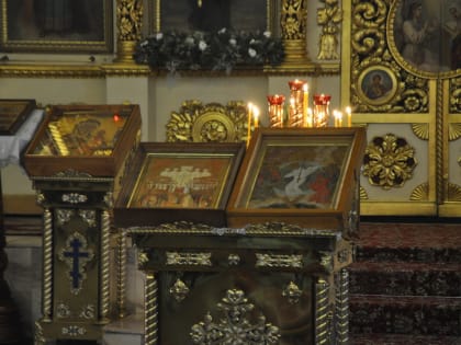 В канун Недели о мытаре и фарисее архипастырь совершил всенощное бдение в Покровском кафедральном соборе