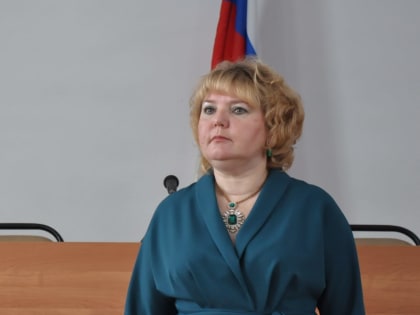 Лариса Гилева, директор МБУК»МФКЦ» Тюменцевского района в поддержку Вооруженных сил Российской Федерации: