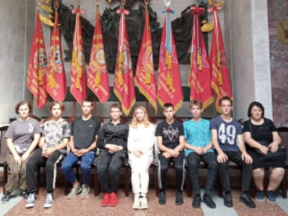 Отряд «Искра» возвращается из экспедиции