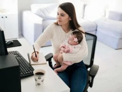 Молодым мамам в России хотят разрешить самостоятельно выбирать срок декретного отпуска