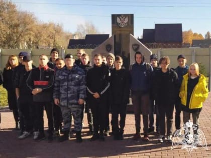 Росгвардейцы провели встречу с учащимися академии гостеприимства