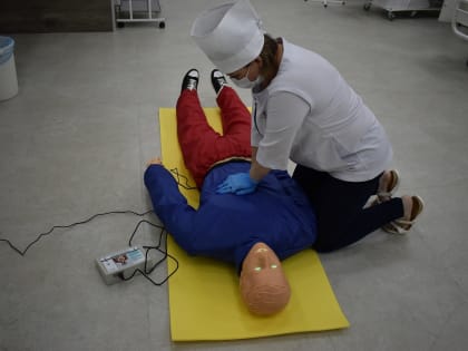 Специалисты Диагностического центра регулярно проходят обучение по оказанию неотложной помощи