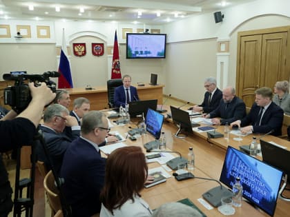 Совместные инициативы Губернатора Алтайского края и депутатов АКЗС представили на заседании Правительства