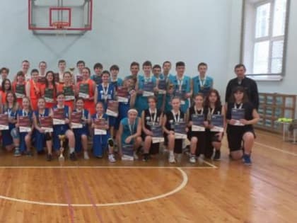 «Локобаскет» прибыл на Алтай. В Барнауле определились первые участники краевого финала в новом для нас всероссийском турнире школьников