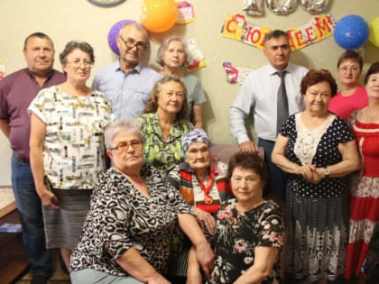 Жительница Заринска отметила 100-летний юбилей