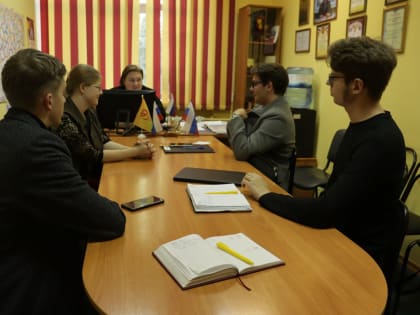 Инициативы в действии! Молодые социалисты обсудили идеи законопроектов на конкурс "85 законотворческих инициатив"