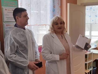 Сергей Струченко принял участие в общественном контроле питания в детском саду Барнаула