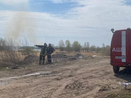 С помощью спецтехники в пожароопасный период ведется поиск очагов возгорания