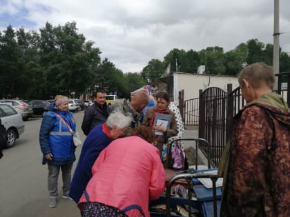 Накануне прошло межведомственное рейдовое мероприятие по пресечению несанкционированной торговли по ул.Попова (малая)