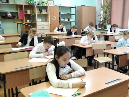 В барнаульской школе прошел муниципальный этап олимпиады ОРКСЭ