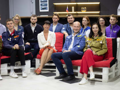 Молодёжь Алтайского края и Славяносербского района ЛНР договорились о сотрудничестве в сфере молодёжной политики