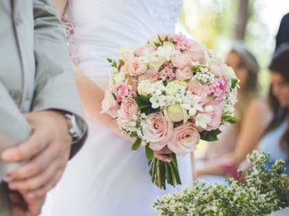 Что за разовая выплата россиянам, кто состоит в браке, и как ее получить