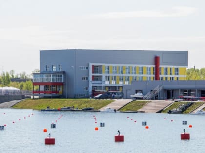 Объявляется набор детей для занятий греблей на байдарках и каноэ