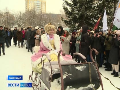 Студенты алтайских вузов широко отметили свой праздник