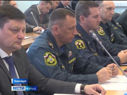 Губернатор поручил муниципалитетам сделать запас продуктов и подготовиться к буранам